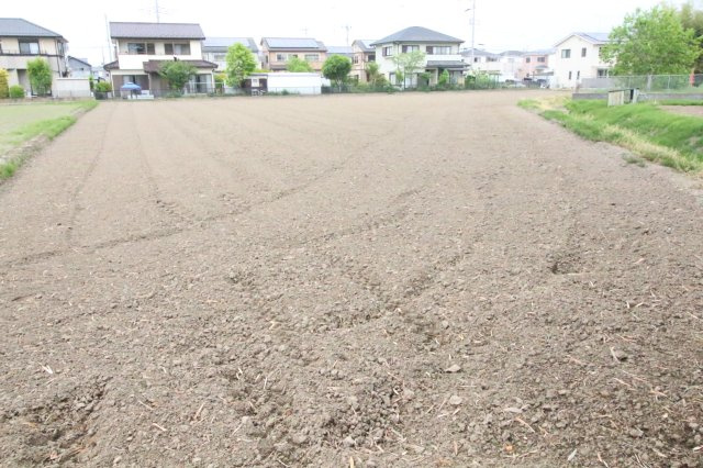 川越市久下戸　建築条件なし売地　「南古谷駅」徒歩35分　敷地137坪　【南古谷小学区】の外観