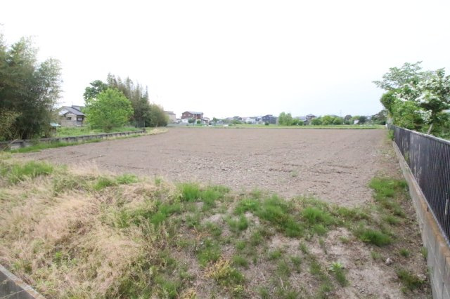 川越市久下戸　建築条件なし売地　「南古谷駅」徒歩35分　敷地137坪　【南古谷小学区】の外観