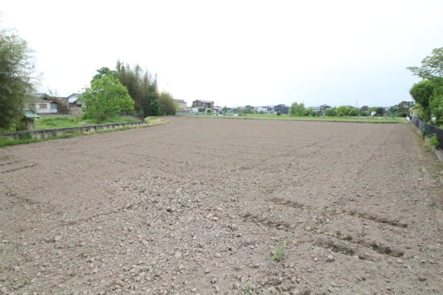 川越市久下戸　建築条件なし売地　「南古谷駅」徒歩35分　敷地137坪　【南古谷小学区】の外観