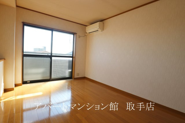 佐貫ルビーハイムⅡの居間・リビング