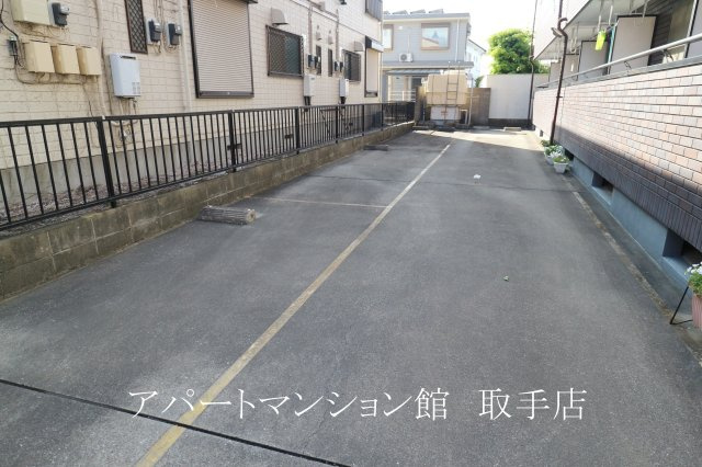 佐貫ルビーハイムⅡの駐車場