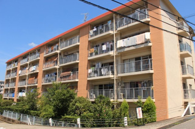 【外観】 | 五月丘ハウスA棟