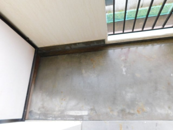 【バルコニー】