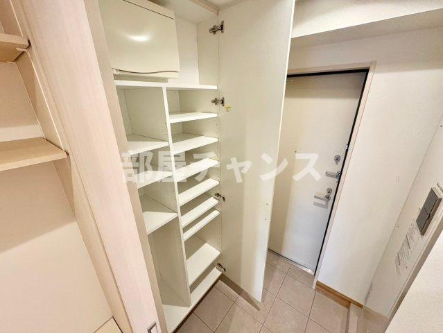 岩塚テラスの収納