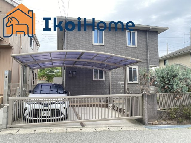 神戸市西区小山１丁目　中古戸建の駐車場|物件・当店の最寄駅まで無料送迎！最短10分で指定場所へお迎えに向かいます！まずはお問い合わせください！