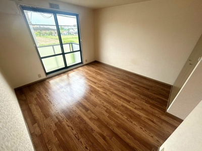 【洋室】 | グリーンビレッジはびきの