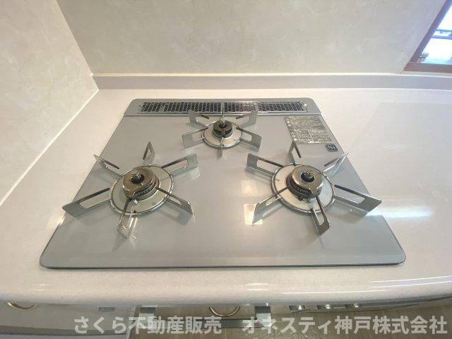 リベールシティ垂水ヒルズのキッチン|３口コンロ