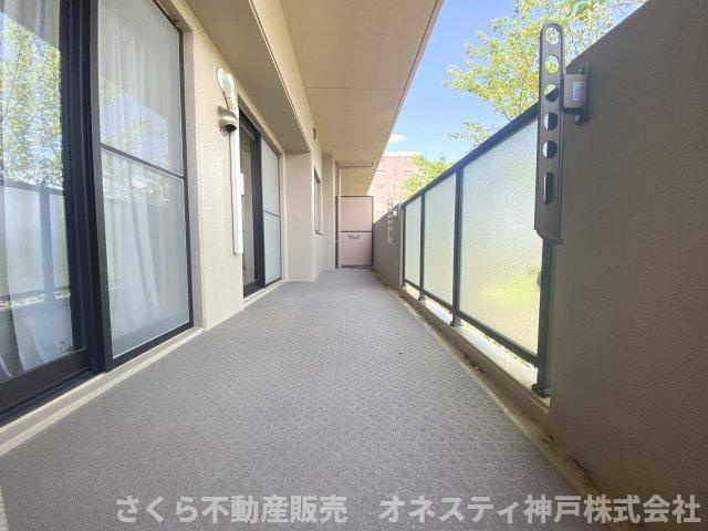 リベールシティ垂水ヒルズのバルコニー|南西向きバルコニーは広々！開放感があります！