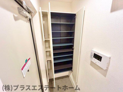  | フェーブ島上