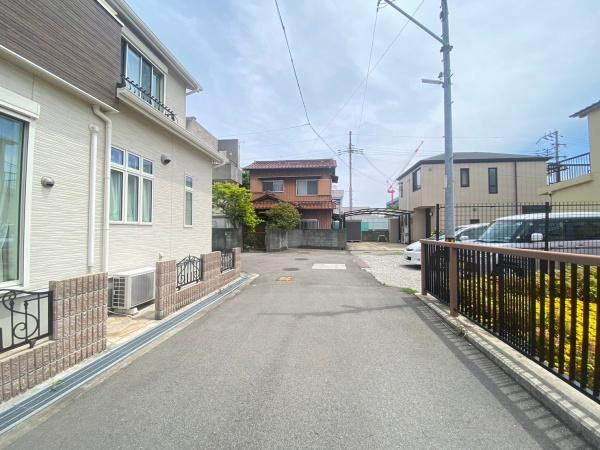 和歌山市砂山南3丁目土地(駐車場)　オーナーチェンジ物件の前面道路含む現地写真