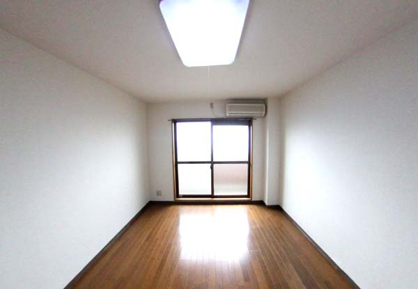 ハイツキシダの居間・リビング|ゆったり過ごせるリビングです