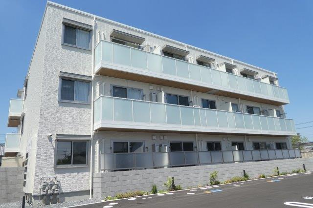 総社市総社の賃貸マンションの外観