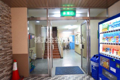 【エントランス】 | 小阪ビル