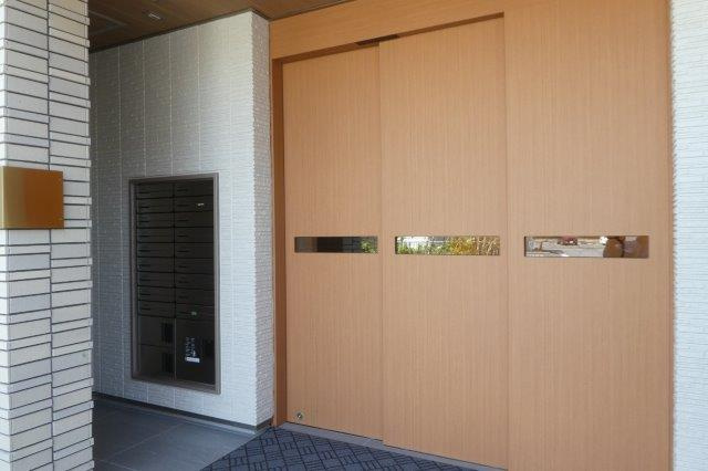 ミヤテラスのエントランス|オートロック