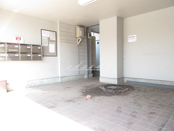 【エントランス】ジュネパレス座間第13 