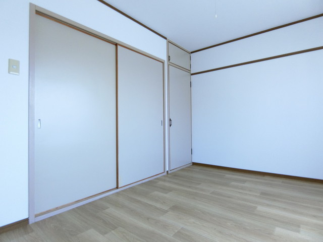 プライムコートの洋室