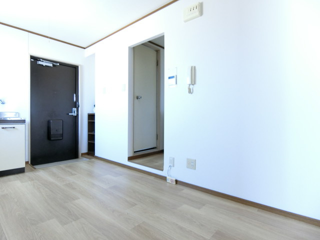 プライムコートの居間・リビング