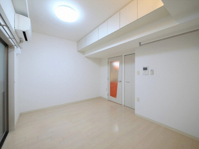 セレニテ難波西の居間・リビング|イメージとして同マンション他部屋を表示しています