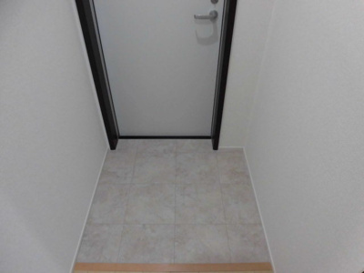 【玄関】 | フジパレス淡路２番館 | 綺麗な玄関です