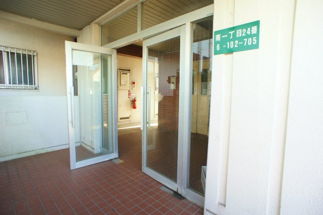 エサキ南ビル【キャッシュバック対象物件】のエントランス