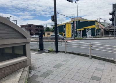 【展望】 | グランパーク京王橋本 | 景色重視でお家選ぶをするとスーパーが遠い！学校が遠い！など生活をするうえで利便性で困ることもあります。まず一度現地を見学する際に、周辺の施設などがあるかを確認し、暮らし始めた後のことを想像しましょう。