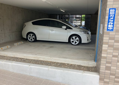 【駐輪場】 | グランパーク京王橋本 | マンションの駐輪場は、事前に空きがあるか確認を取ると安心です。せっかく入居したのに駐輪スペースがない！なんてことになったら大変ですよね。そこで、内見時や購入前にはまず事前に確認しておくと良いでしょう。