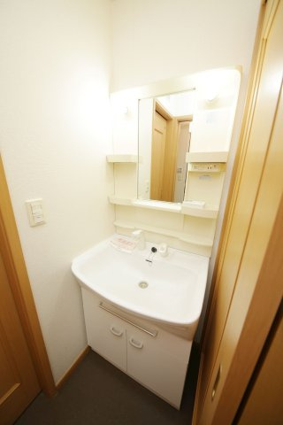 EMERALDⅡの独立洗面台