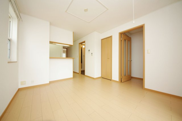 EMERALDⅡの居間・リビング