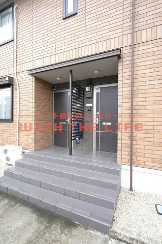 ブルースター【キャッシュバック対象物件】のエントランス|建物の内部です