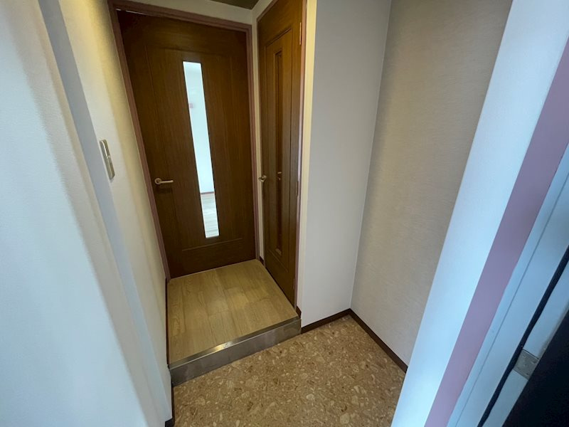 アネシス東洞院の玄関