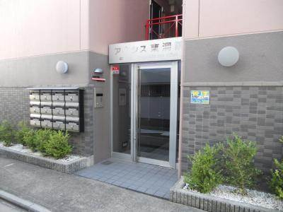 アネシス東洞院のエントランス