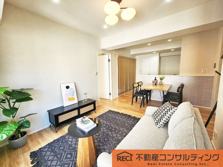 エルコートカリヨン灘駅前