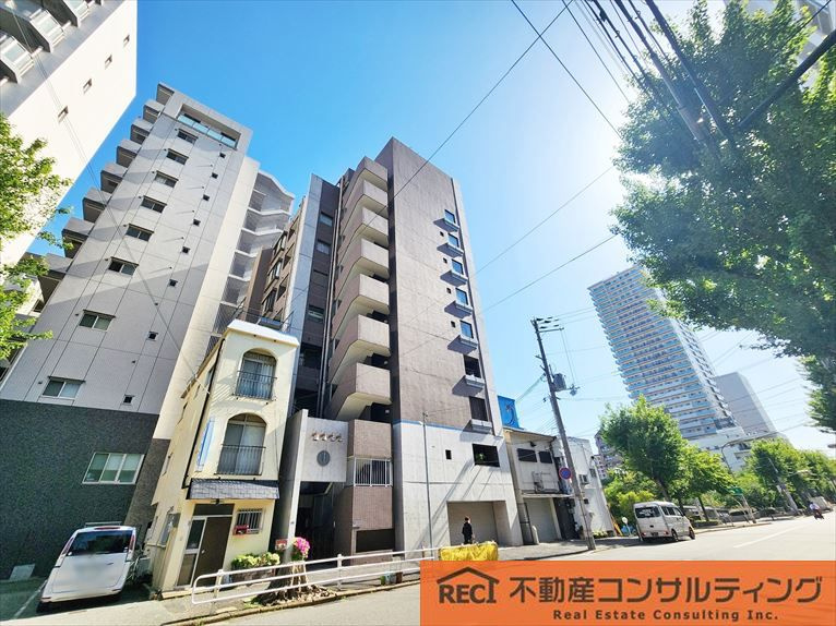 エルコートカリヨン灘駅前の外観