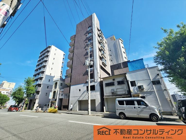 エルコートカリヨン灘駅前の外観