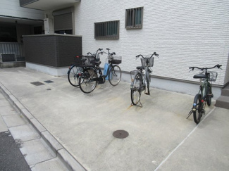【その他共用部分】 | 駐輪場です