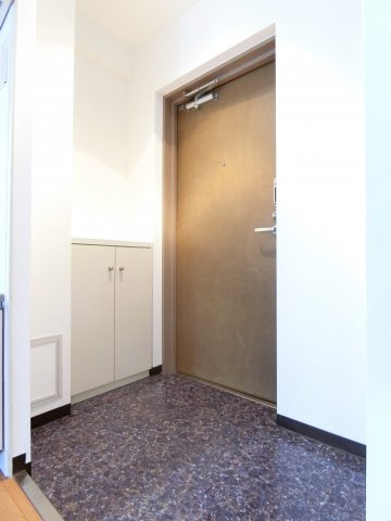 サンピア南茨木の玄関