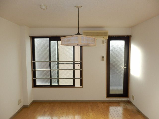 スパッションＭ&Ｊの居間・リビング