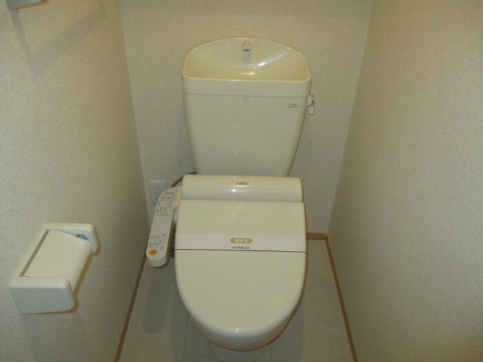 パインヒルズ胡録台のトイレ|トイレ 温水洗浄暖房便座