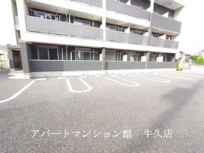 【駐車場】 | デルフィーノ