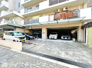【駐車場】 | 敷地内駐車場