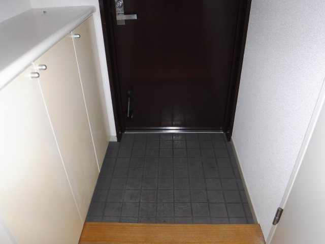 コンフォール元住吉の玄関
