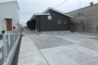 【駐車場】
