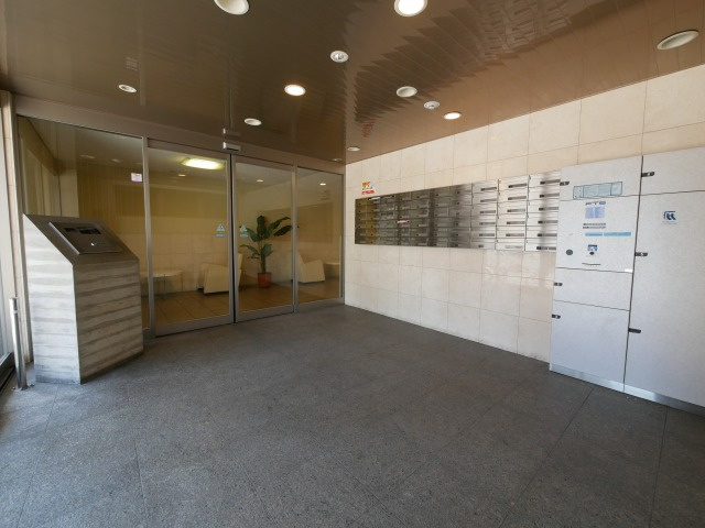 大阪市浪速区幸町３丁目の賃貸マンションのロビー