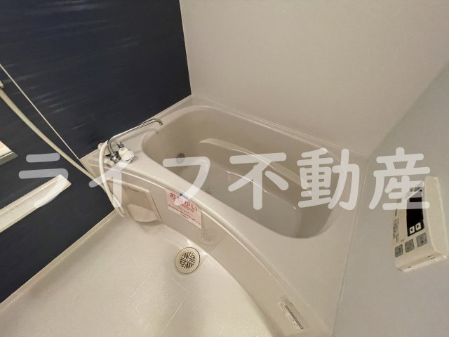 メゾンラフィネの浴室|日々の疲れを癒すお風呂付です