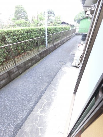 【バルコニー】