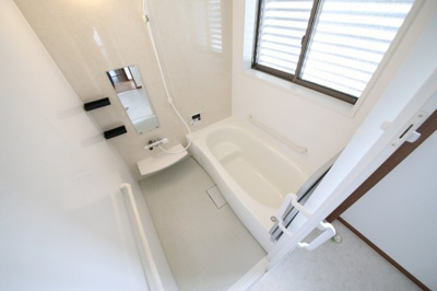 【浴室】 | 南羽生築浅戸建 | 1坪ユニットバス