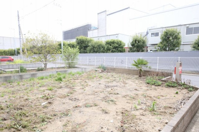 【庭】 | 南羽生築浅戸建 | 南側 庭（家庭菜園も出来ます）