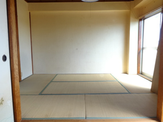 【寝室】 | 朝倉ビルⅡ | 和室６帖！
