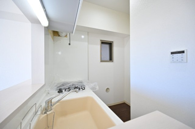 【設備】 | コスモグレイス新宿 | 室内洗濯機置場