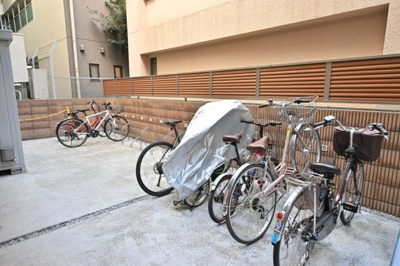 【その他共用部分】 | コスモグレイス新宿 | 駐輪場